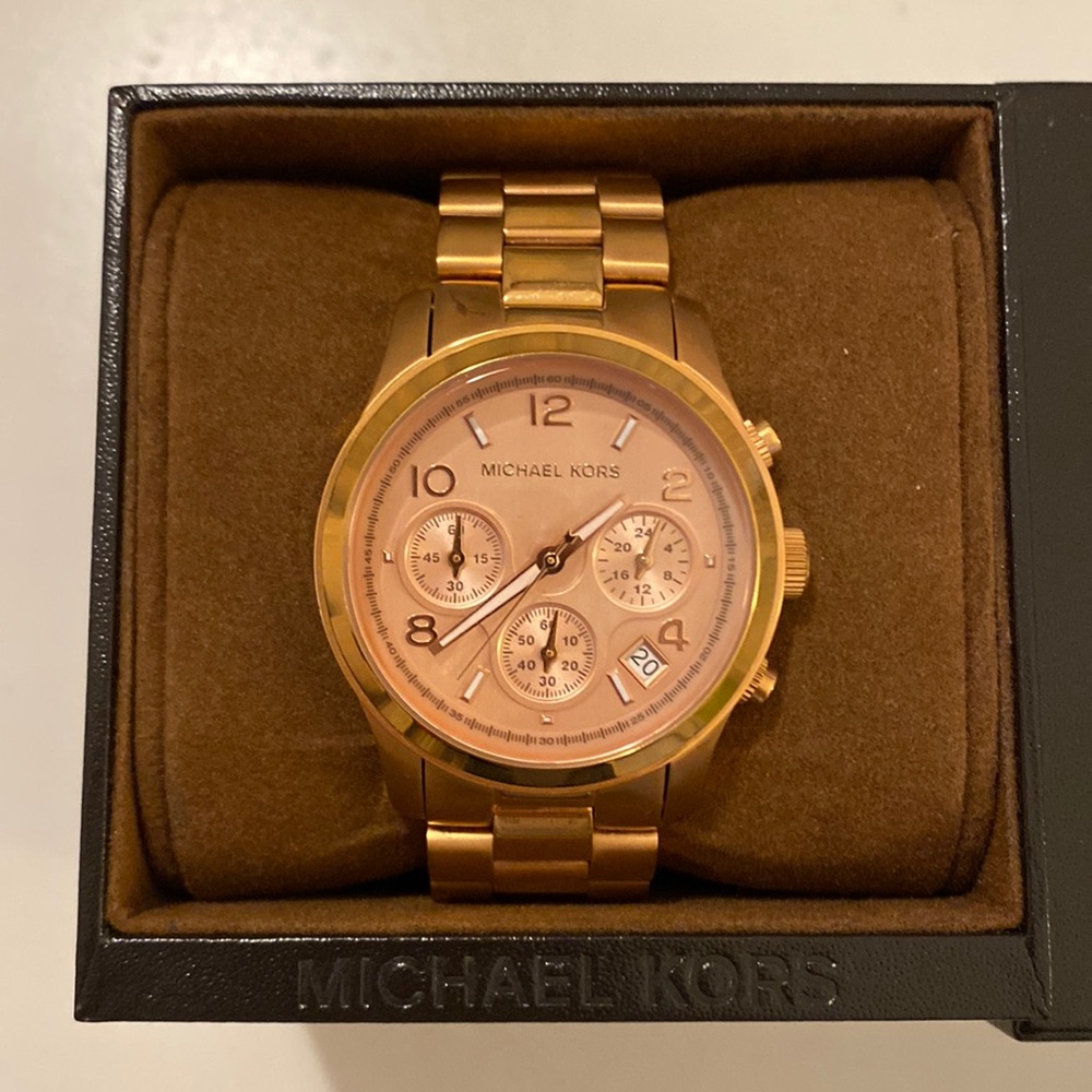Michael Kors rose gold watch